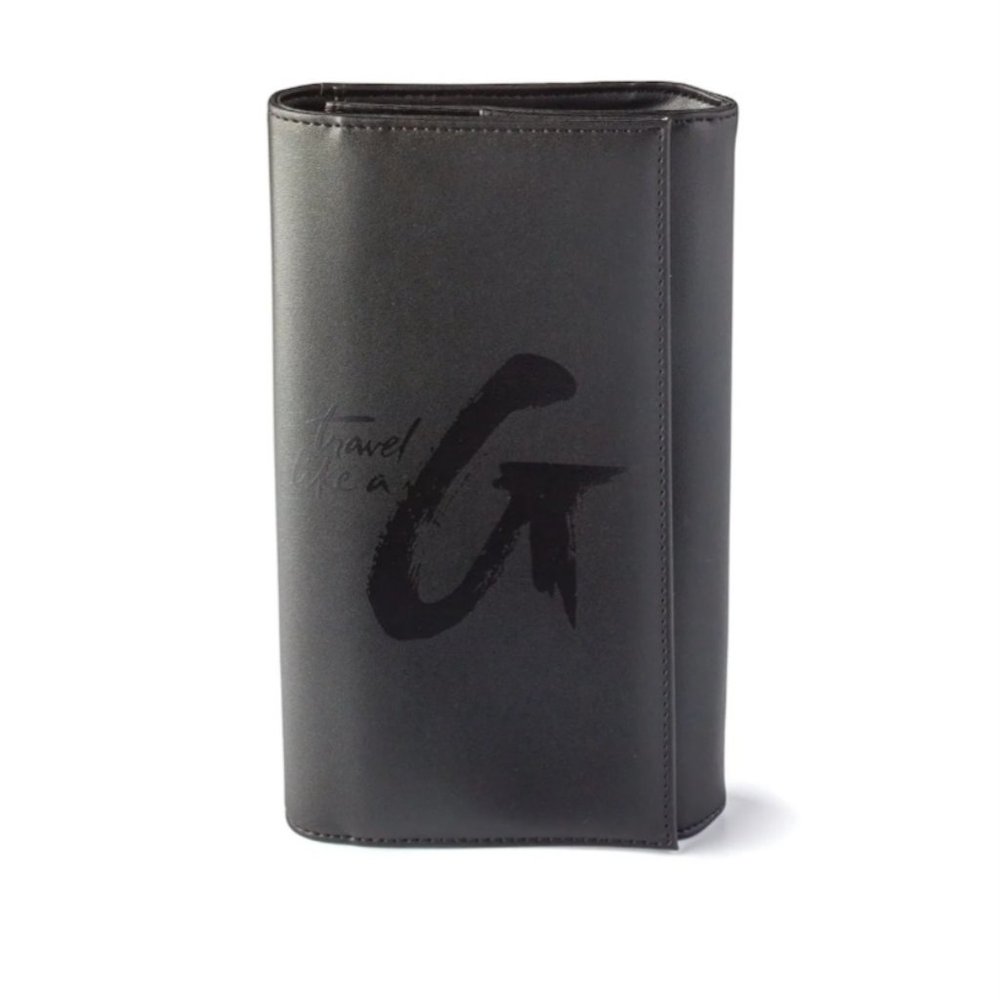 Glamaholic Travel Wallet - Brand New Black with Pink Letters